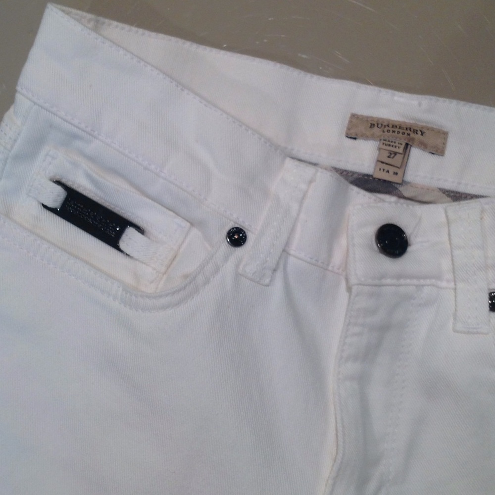 COPY - NWOT authentic Burberry London white denim